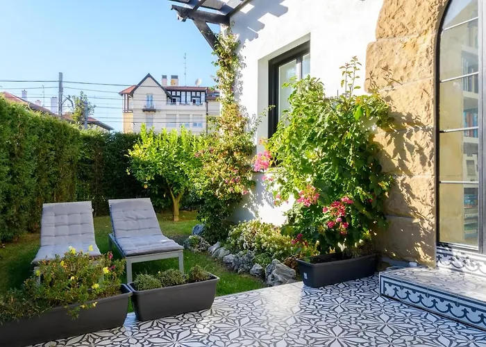 Bilbao Costa Neguri By Aston Getxo